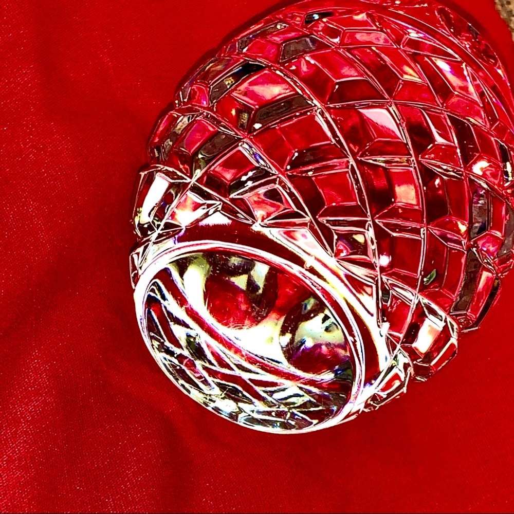 Say Congratulations with this Elaborately Cut Crystal Egg Decorated for Royalty - Picture 9 of 16